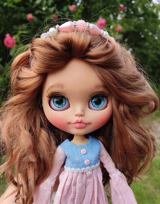 Custom Blythe doll with natural brown hair