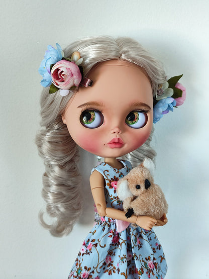 Custom Blythe doll with blonde hair and green eyes