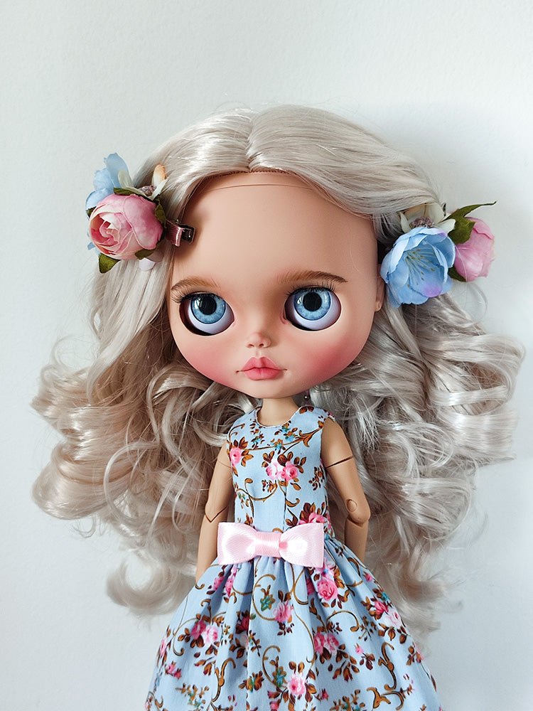 Custom blythe doll with wavy blonde hair and flowers in hair