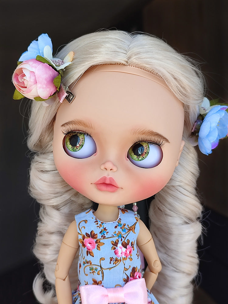 Custom Blythe doll with blonde hair and green eyes